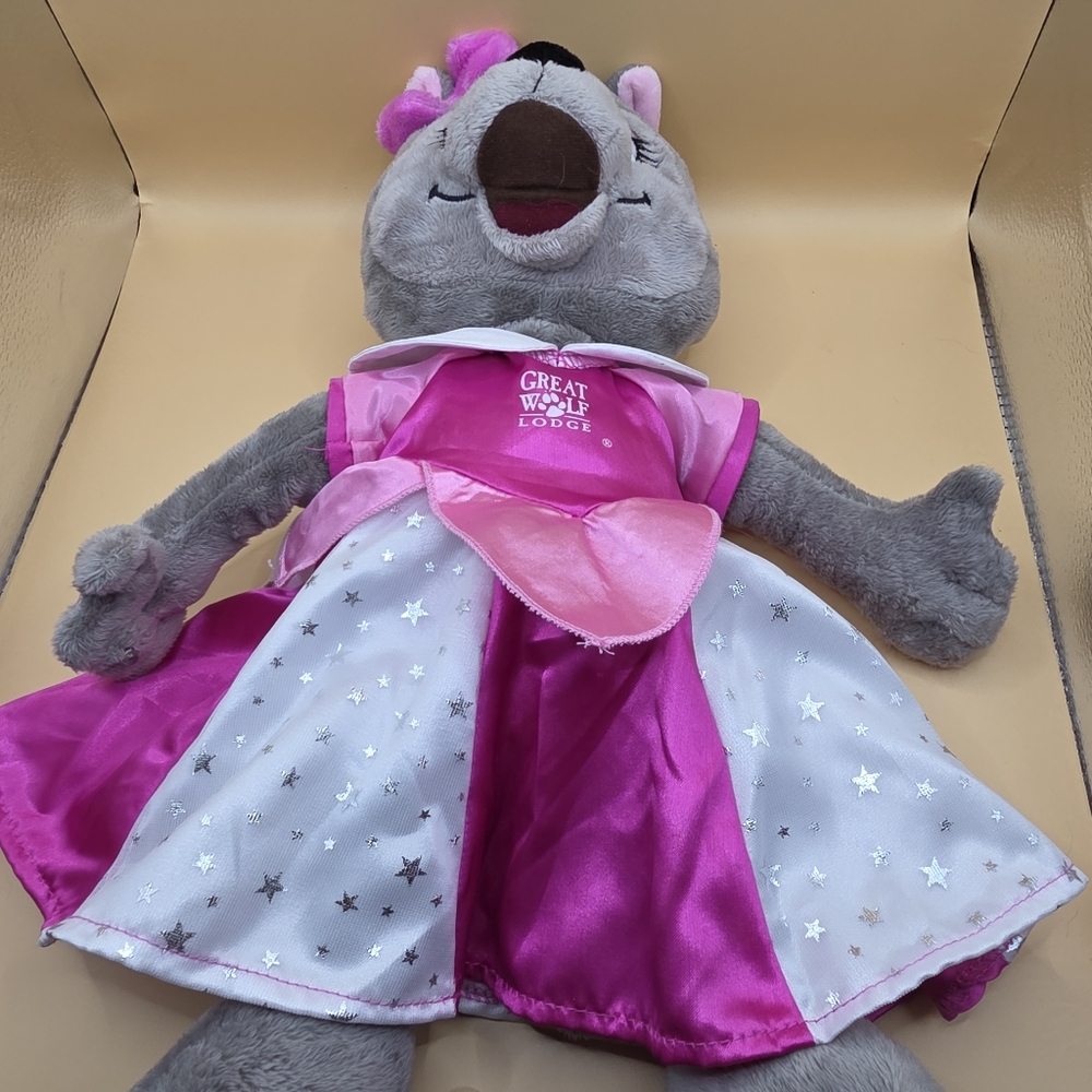 Great Wolf Lodge VIOLET Wolf 16" Plush with Princess Dress - Picture 3 of 6